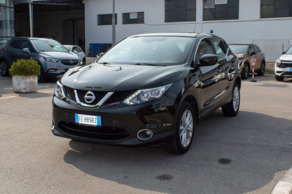 Nissan Qashqai usata a Latina (3)