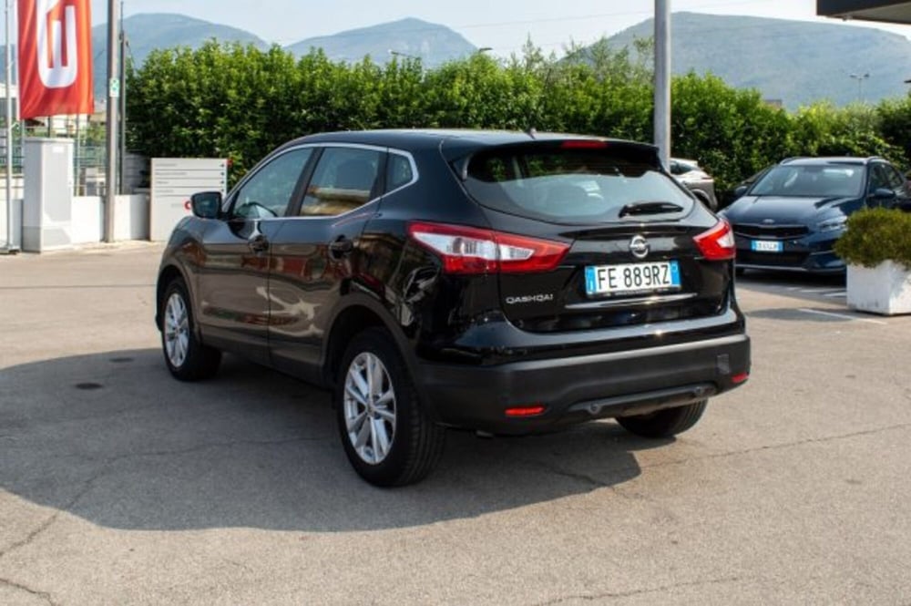 Nissan Qashqai usata a Latina (5)