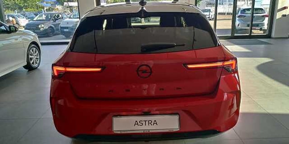 Opel Astra nuova a Viterbo (4)