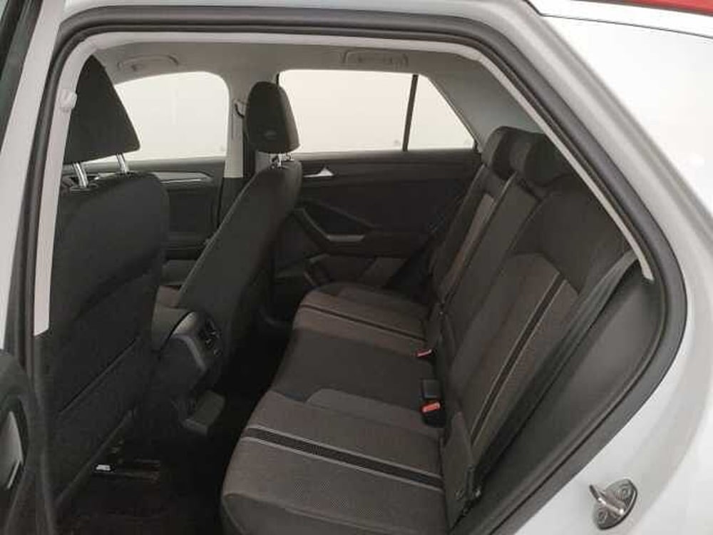 Volkswagen T-Roc usata a Varese (11)