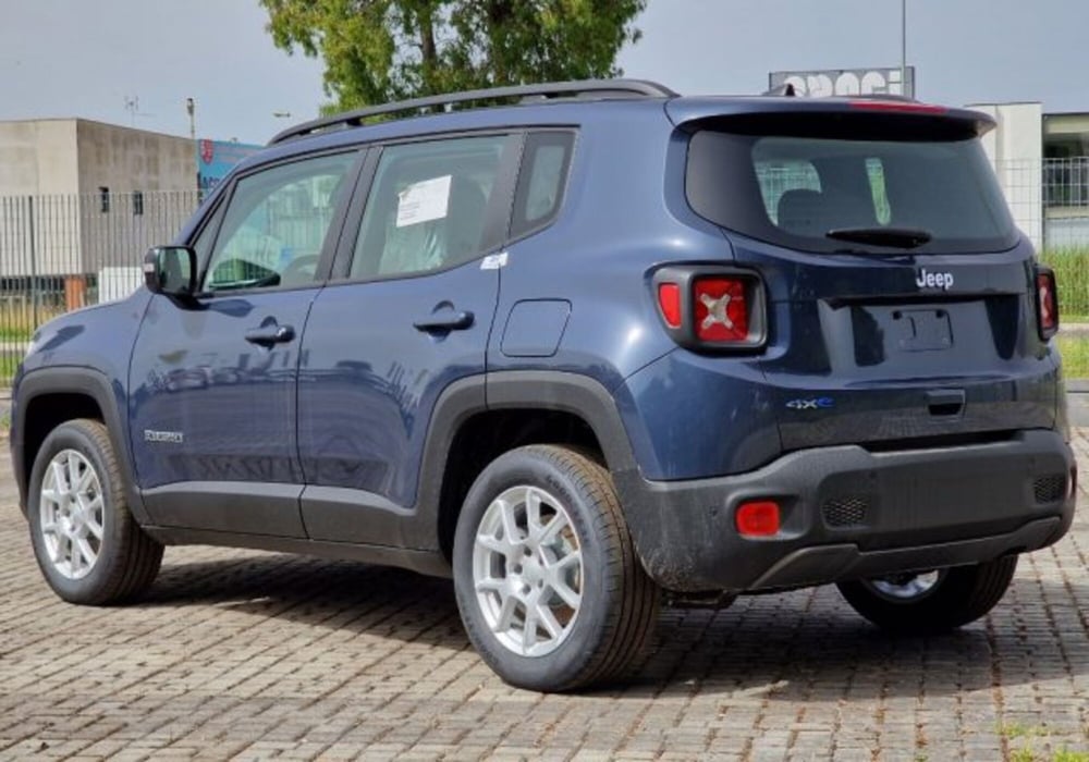 Jeep Renegade nuova a Frosinone (7)