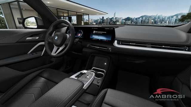 BMW X1 nuova a Viterbo (13)