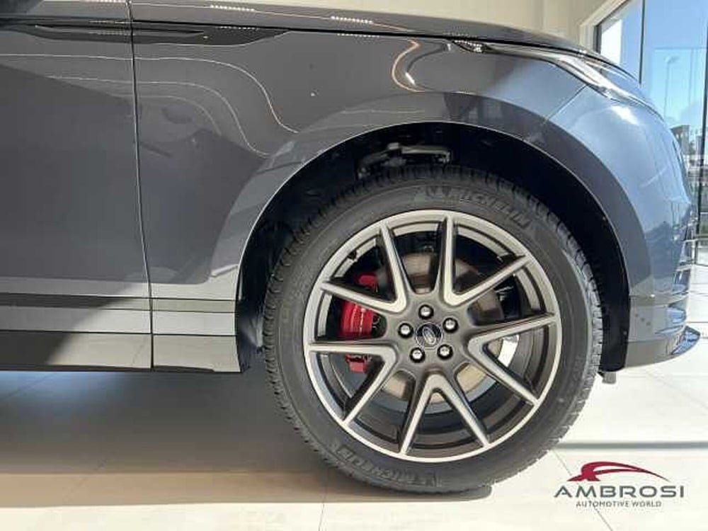 Land Rover Range Rover Velar nuova a Viterbo (6)