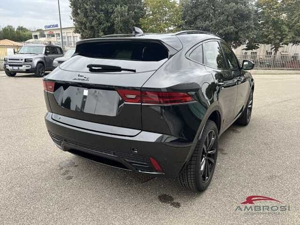 Jaguar E-Pace nuova a Viterbo (2)