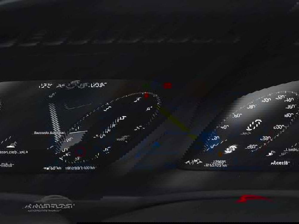 Volvo XC90 usata a Viterbo (15)