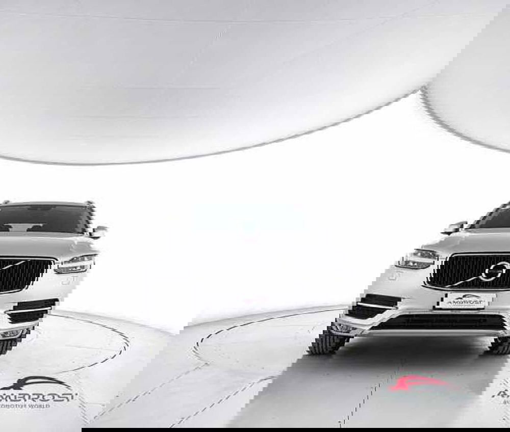 Volvo XC90 usata a Viterbo (5)