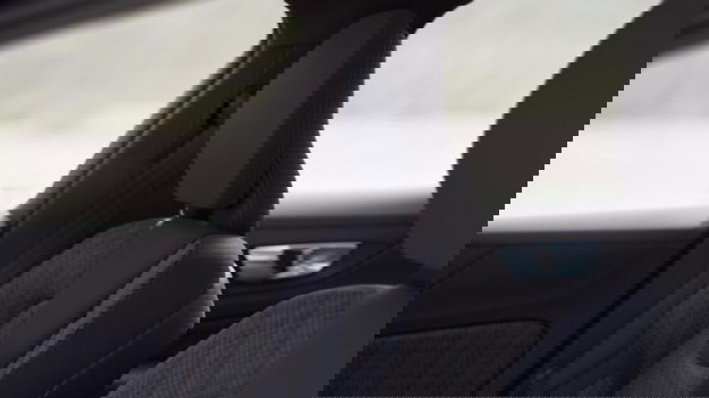 Volvo V60 nuova a Firenze (9)