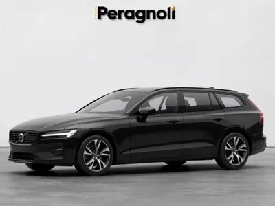 Volvo V60 B4 automatico Plus Dark nuova a Firenze
