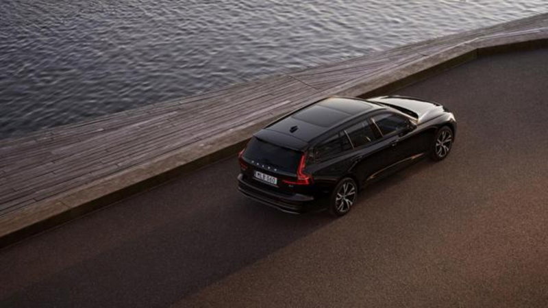 Volvo V60 nuova a Firenze (12)