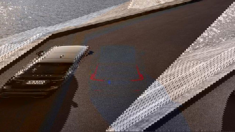 Volvo V60 nuova a Firenze (9)