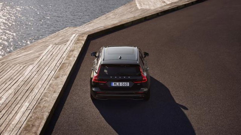 Volvo V60 nuova a Firenze (9)