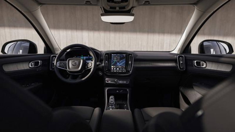 Volvo XC40 nuova a Firenze (2)
