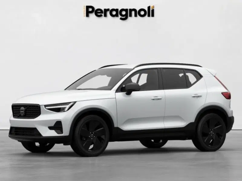 Volvo XC40 nuova a Firenze