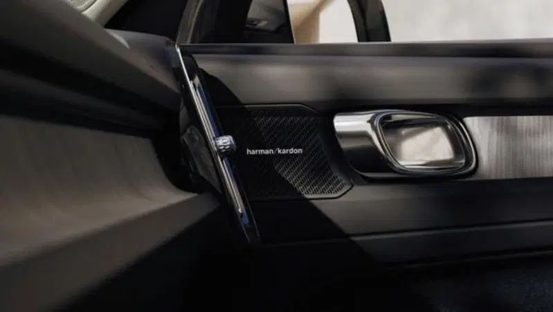 Volvo XC40 nuova a Firenze (4)