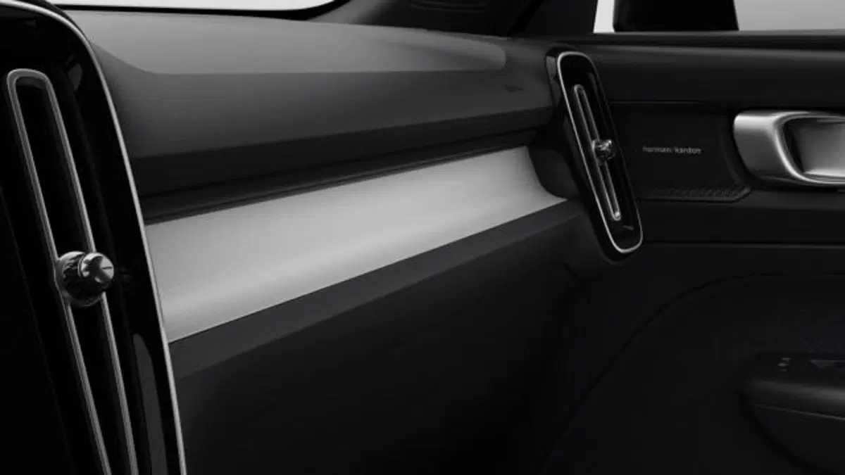 Volvo XC40 nuova a Firenze (5)