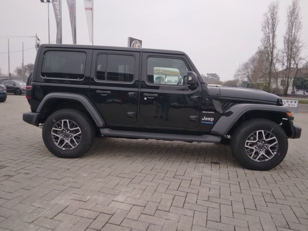 Jeep Wrangler Unlimited nuova a Alessandria (4)