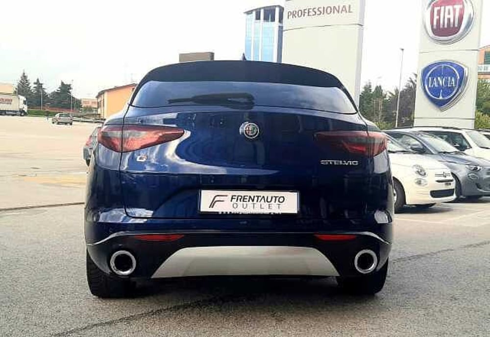 Alfa Romeo Stelvio usata a Ancona (7)