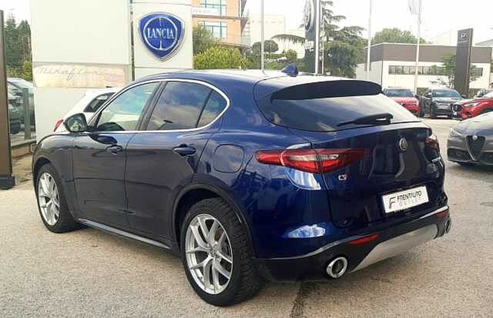 Alfa Romeo Stelvio usata a Ancona (8)