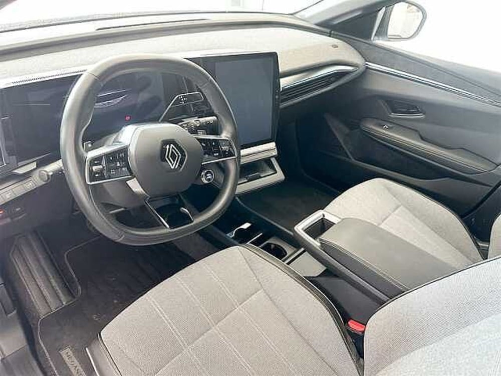 Renault Megane E-Tech Electric usata a Cosenza (10)