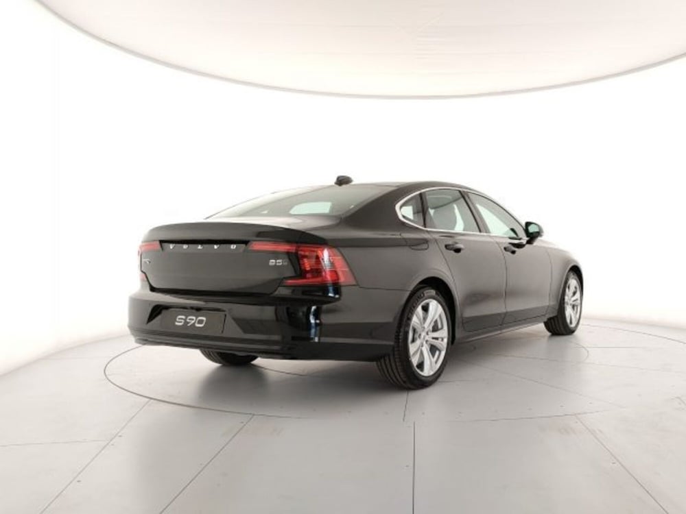 Volvo S90 nuova a Modena (5)