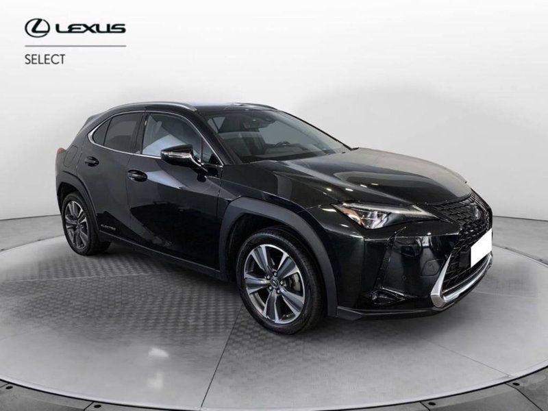 Lexus UX usata a Torino (3)