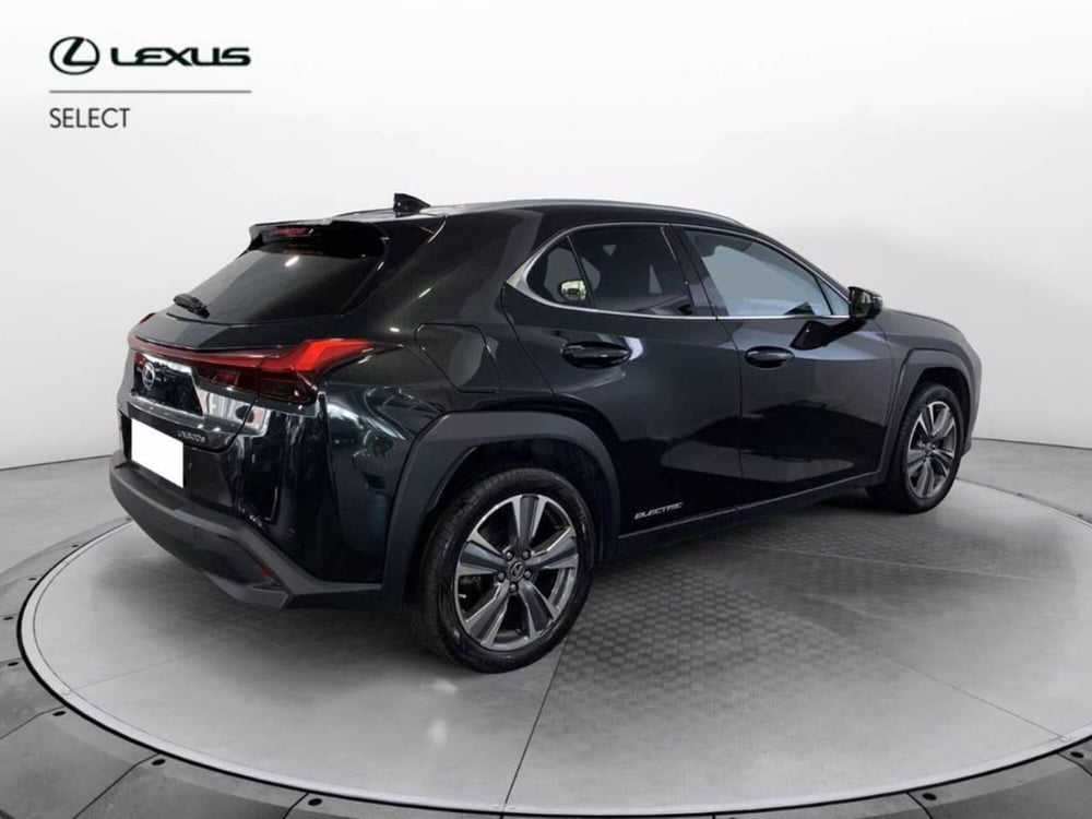 Lexus UX usata a Torino (4)