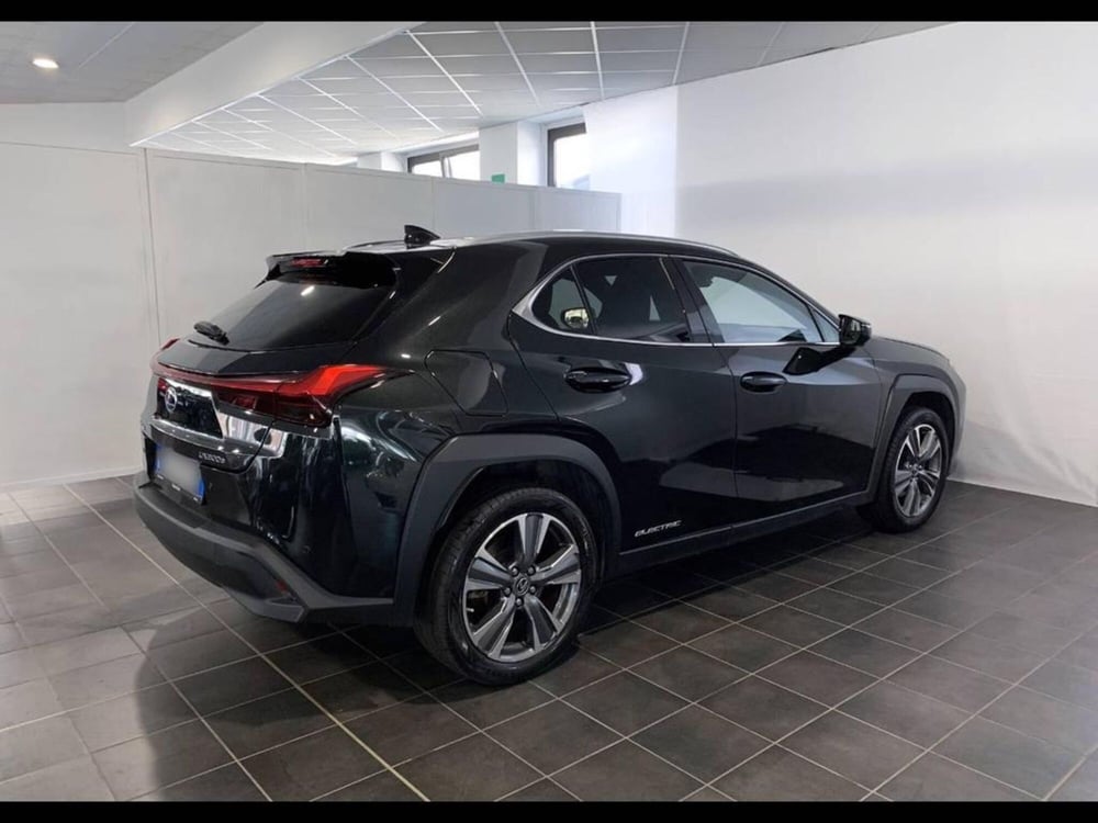 Lexus UX usata a Torino (4)