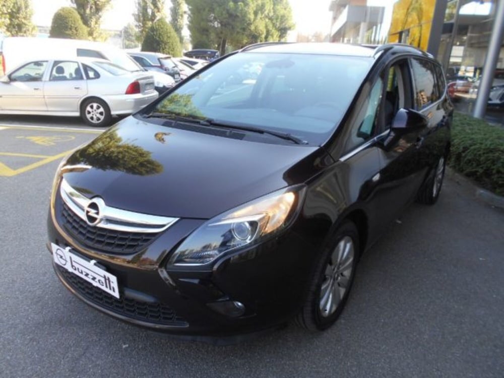 Opel Zafira Tourer usata a Milano