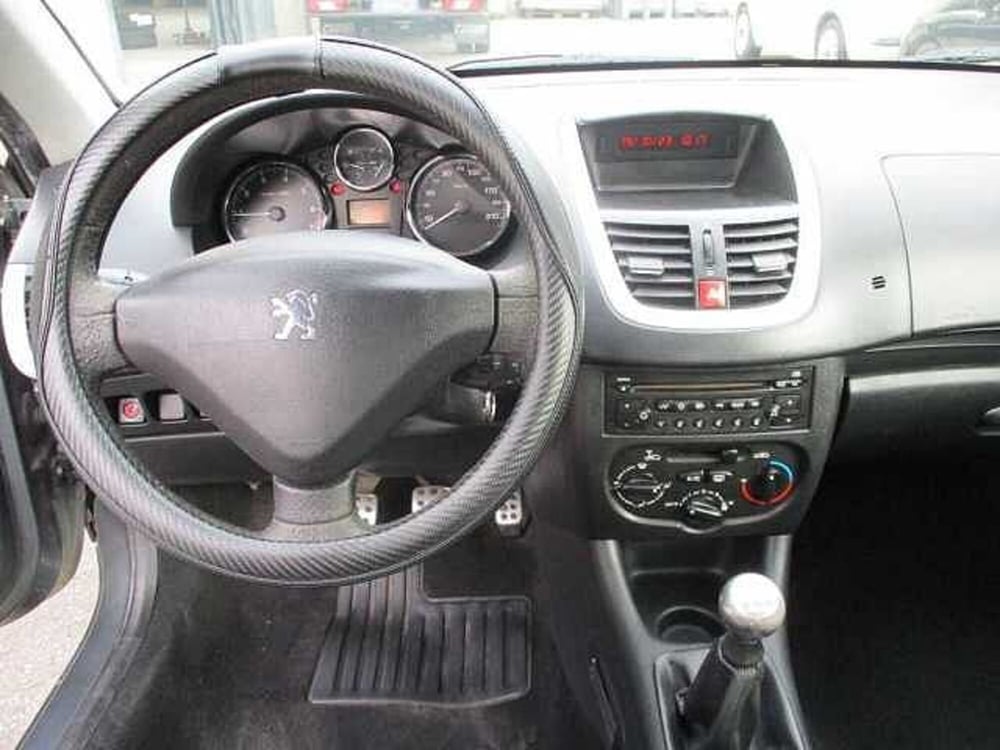 Peugeot 206 usata a Roma (9)