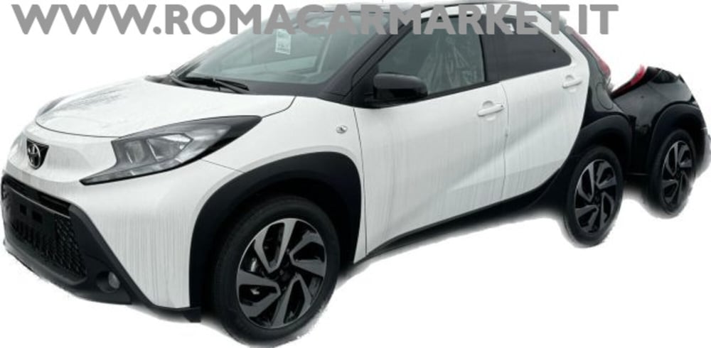 Toyota Aygo X nuova a Roma (3)