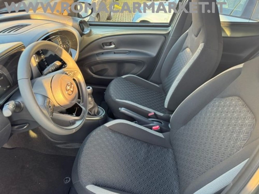 Toyota Aygo X nuova a Roma (7)