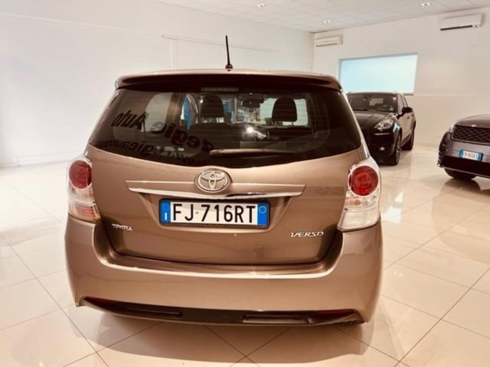 Toyota Verso usata a Viterbo (3)