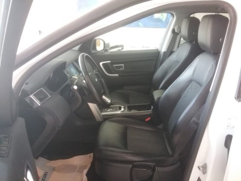 Land Rover Discovery Sport usata a Macerata (11)