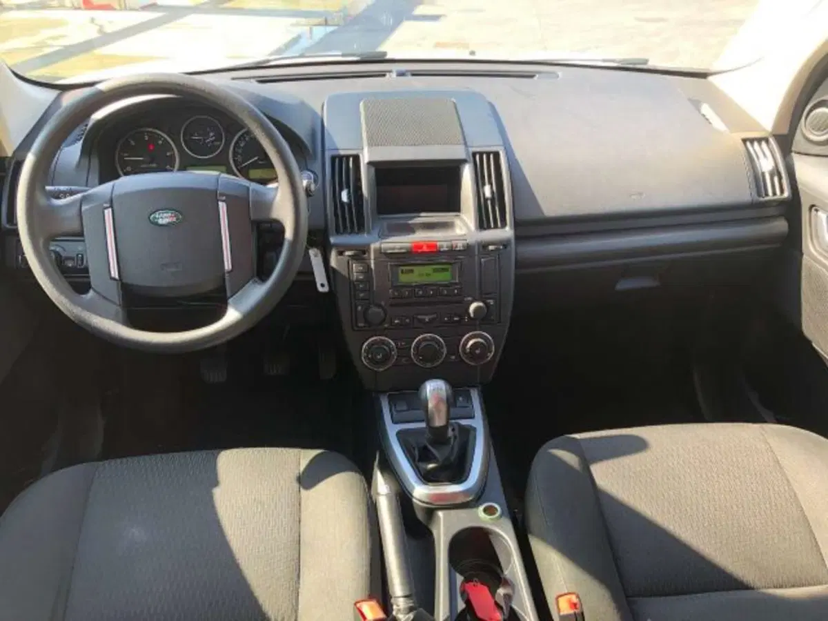 Land Rover Freelander usata a Salerno (11)