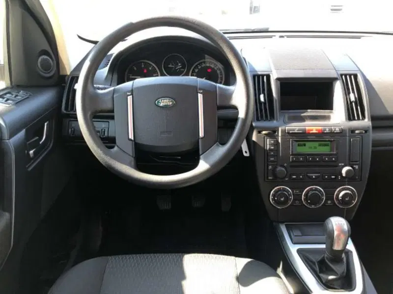 Land Rover Freelander usata a Salerno (13)