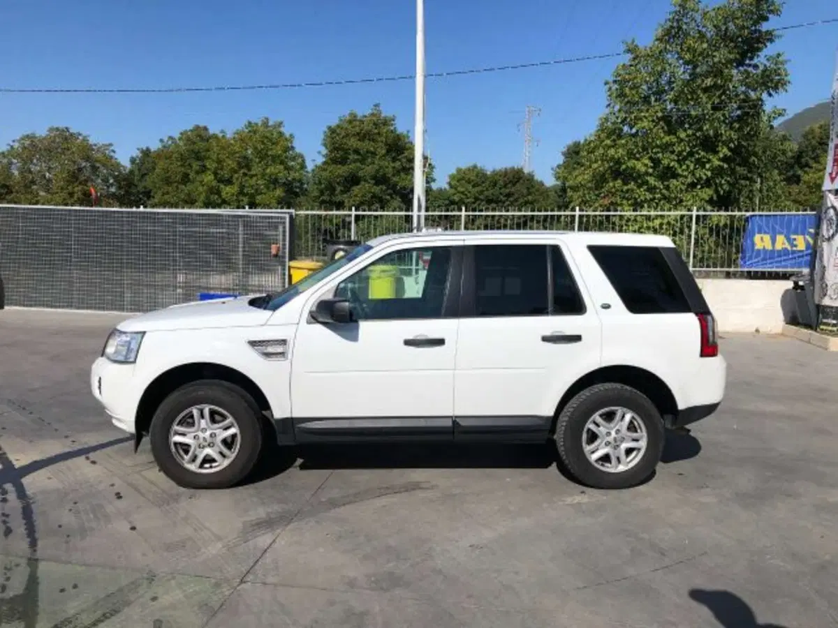 Land Rover Freelander usata a Salerno (3)