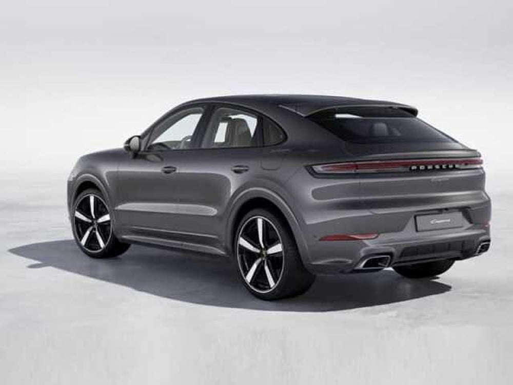 Porsche Cayenne Coupé nuova a Vicenza (2)