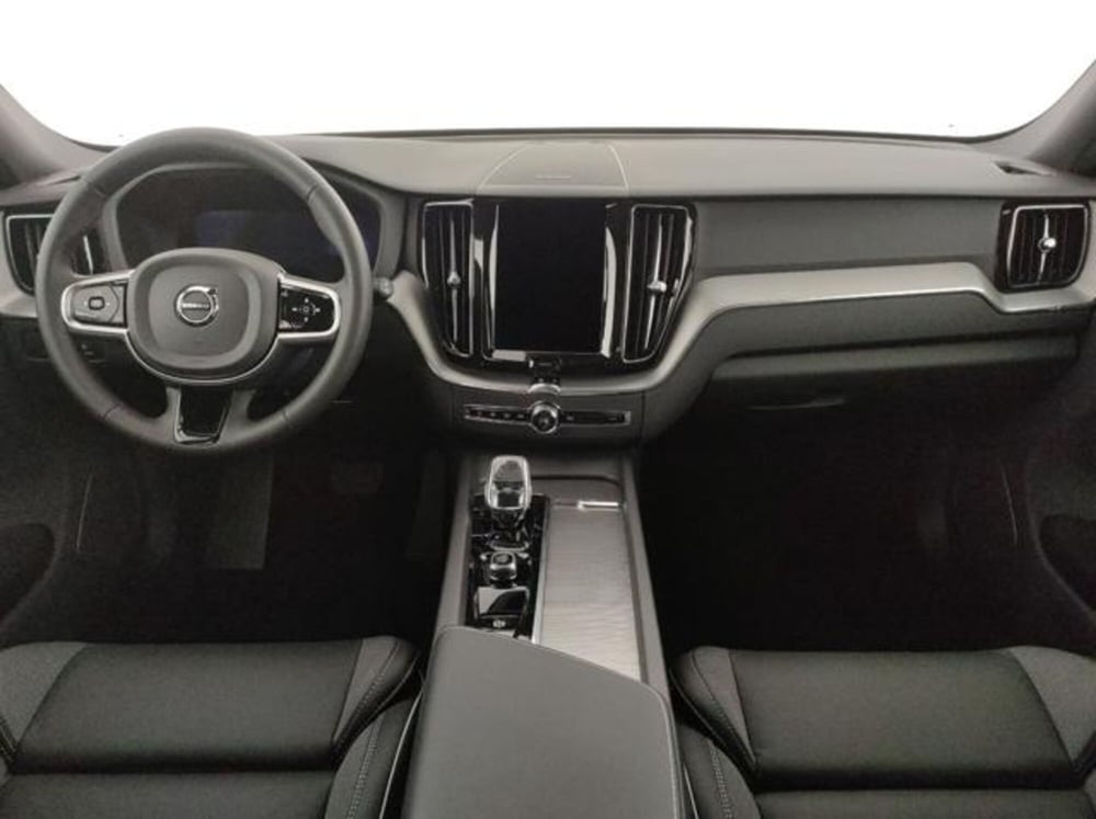 Volvo XC60 nuova a Modena (10)