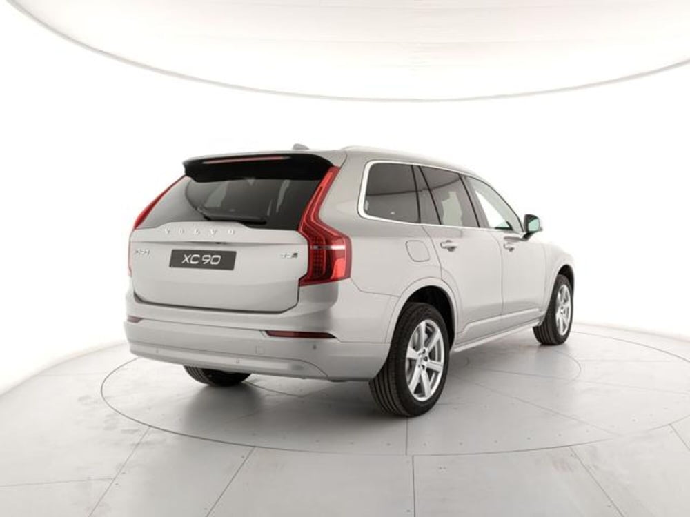 Volvo XC90 nuova a Modena (5)