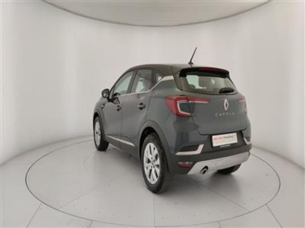 Renault Captur usata a Bari (5)