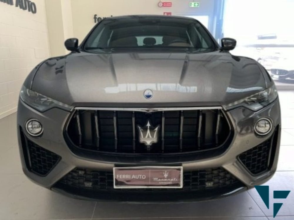 Maserati Levante usata a Udine (2)