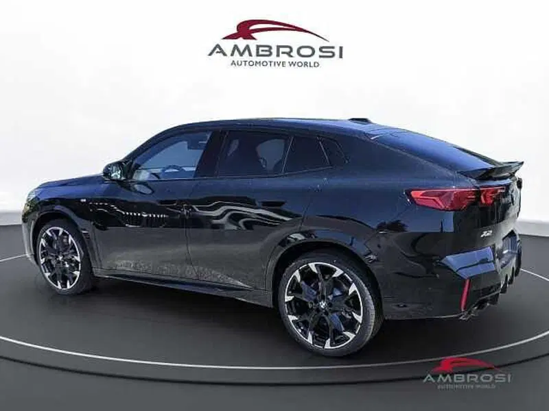 BMW X2 nuova a Viterbo (4)