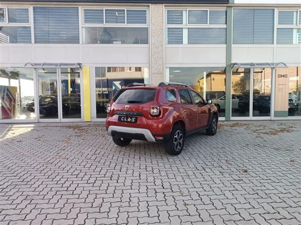 Dacia Duster usata a Livorno (8)