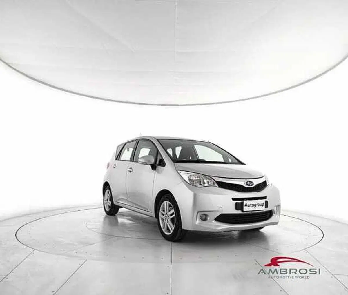 Subaru Trezia usata a Perugia (2)