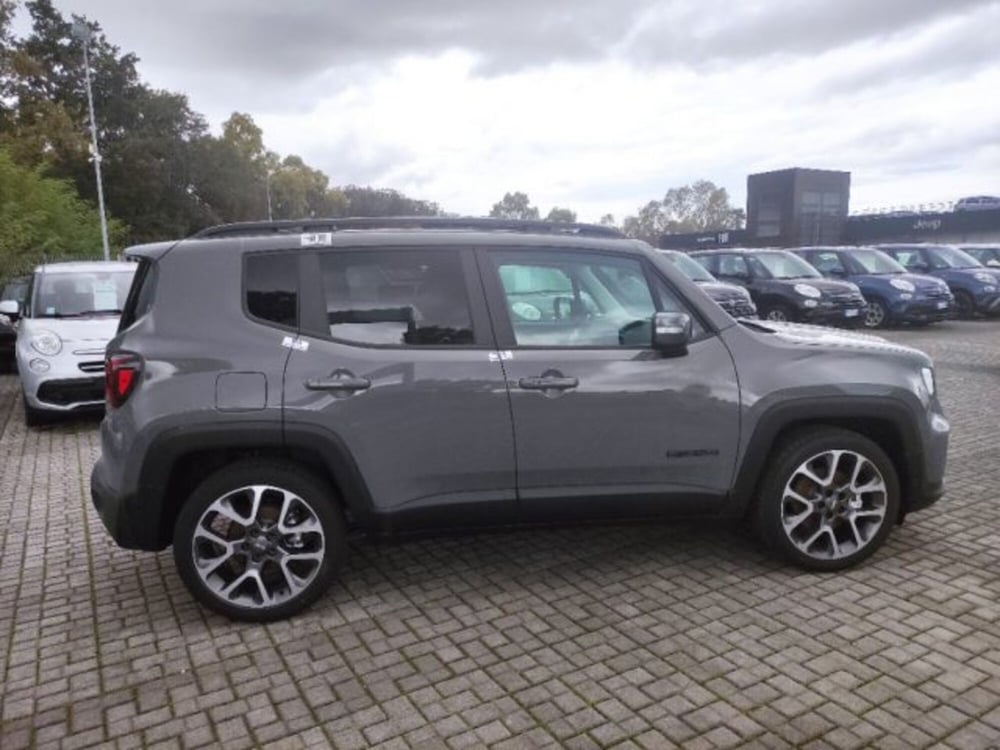 Jeep Renegade nuova a Frosinone (7)