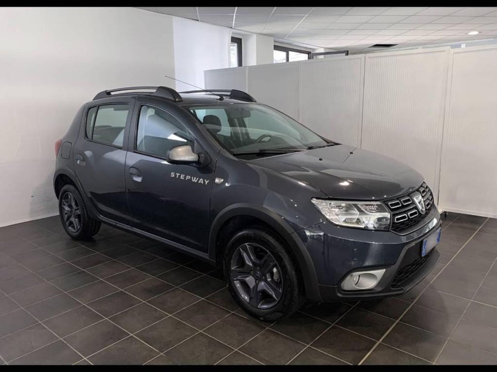 Dacia Sandero usata a Torino (5)