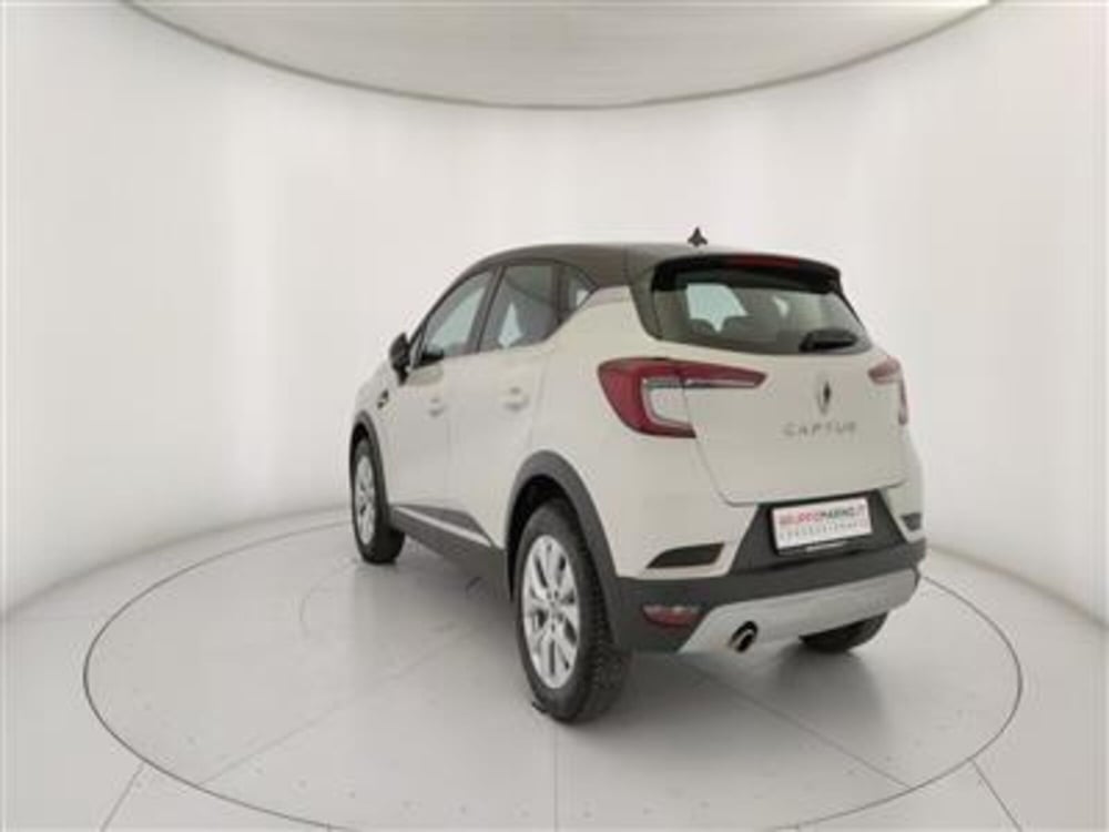 Renault Captur usata a Bari (5)