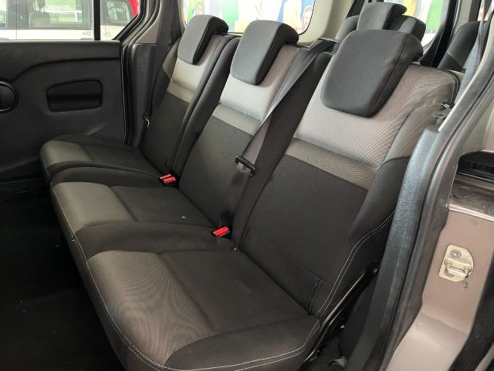 Renault Grand Kangoo usata a Salerno (10)