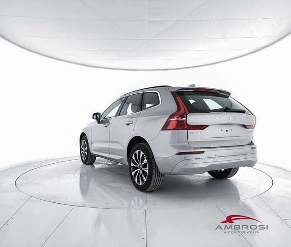 Volvo XC40 nuova a Viterbo (4)