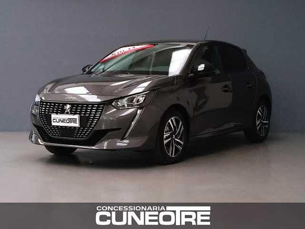 Peugeot 208 nuova a Cuneo